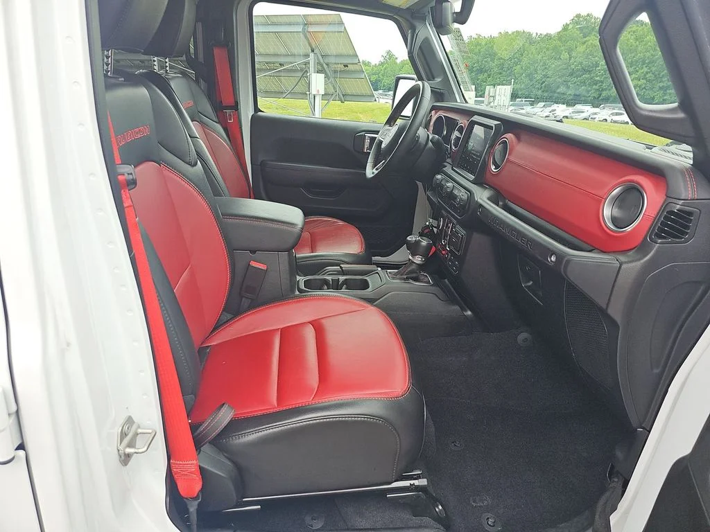 Used 2023 White Jeep Rubicon 20th Anniversary Edition 4xe image 5