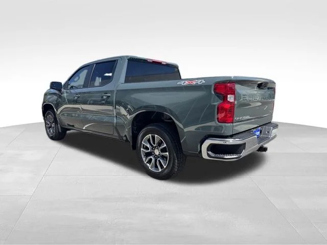 Used 2026 Gray Chevrolet LT image 5