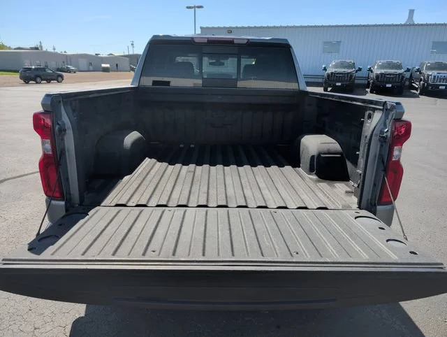 Used 2021 SATIN STEEL METALLIC Chevrolet RST image 27