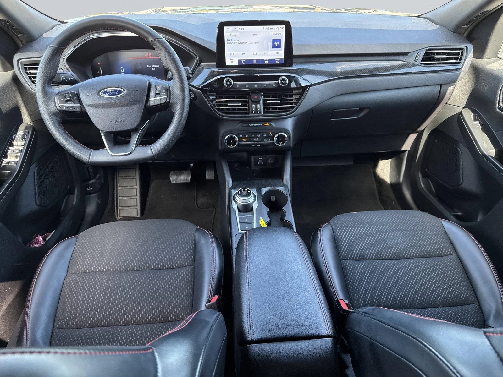 Used 2025 Agate Black Ford ST-Line image 11