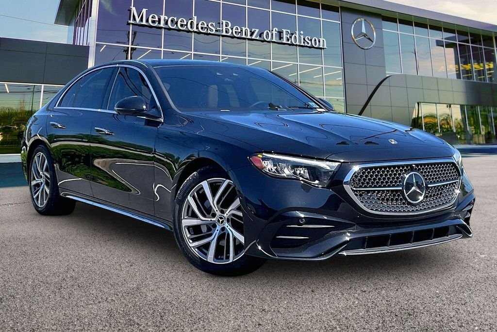 2026 Mercedes-Benz E-Class E350 4MATIC's photo