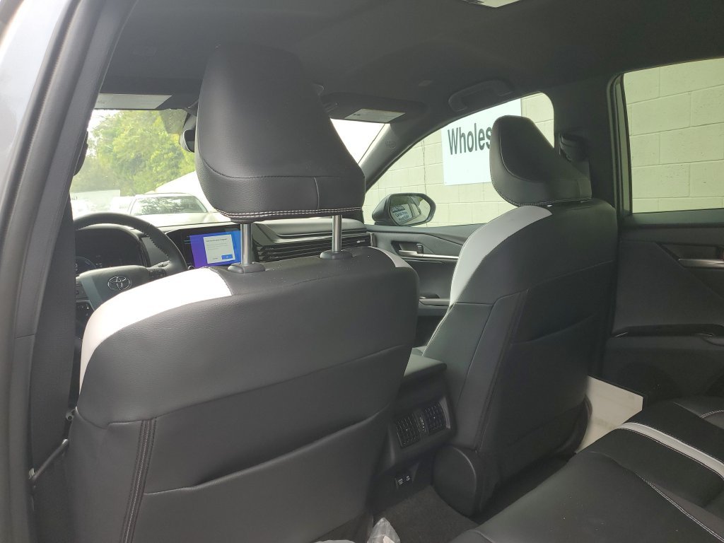 Used 2026  Toyota SE image 20