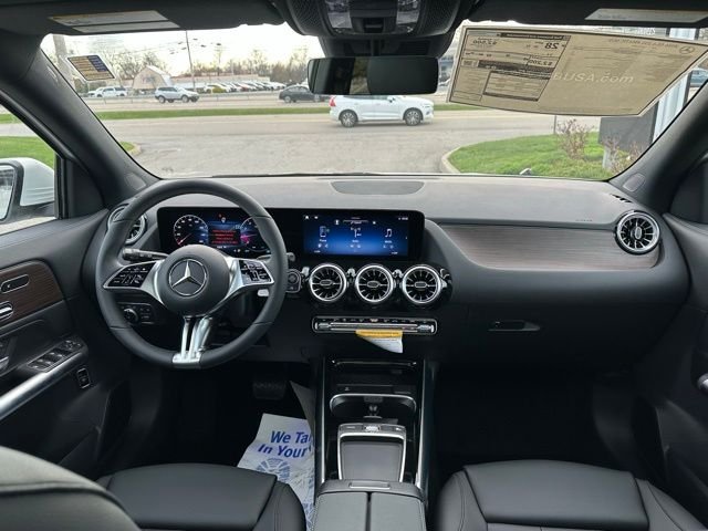 New 2026 Polar White Mercedes-Benz GLA 250 image 30