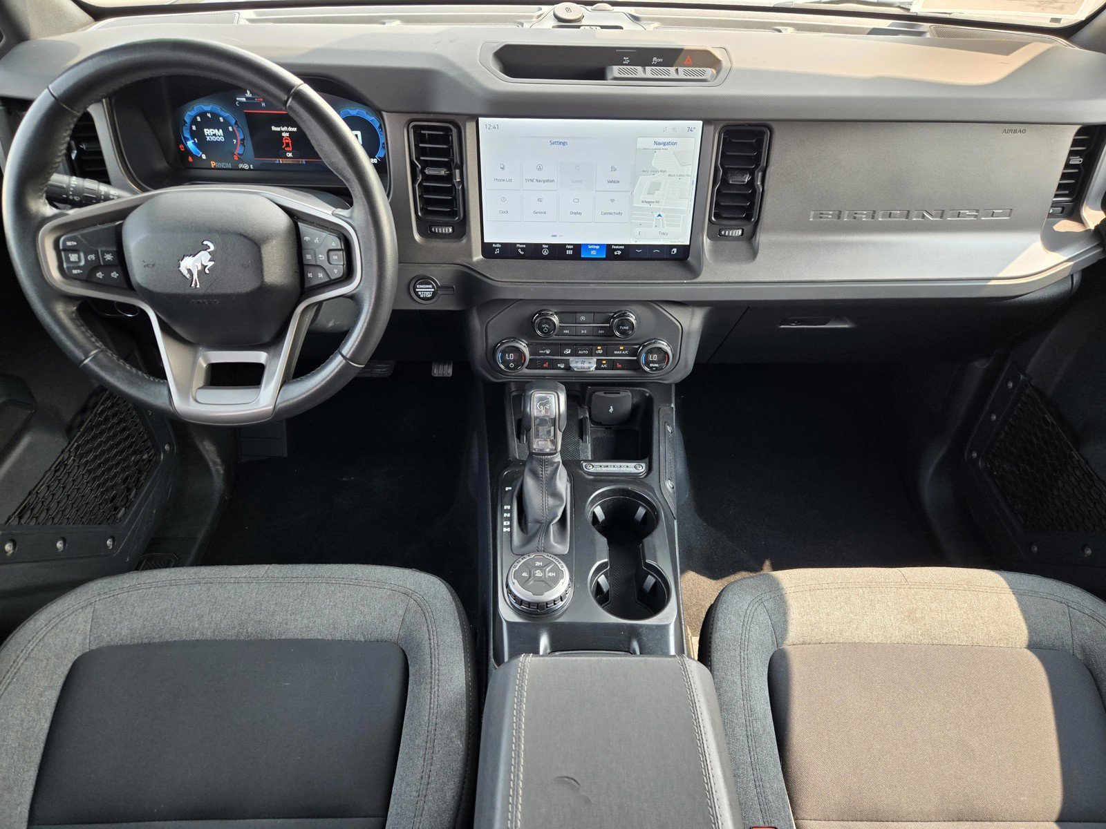 Photo 12