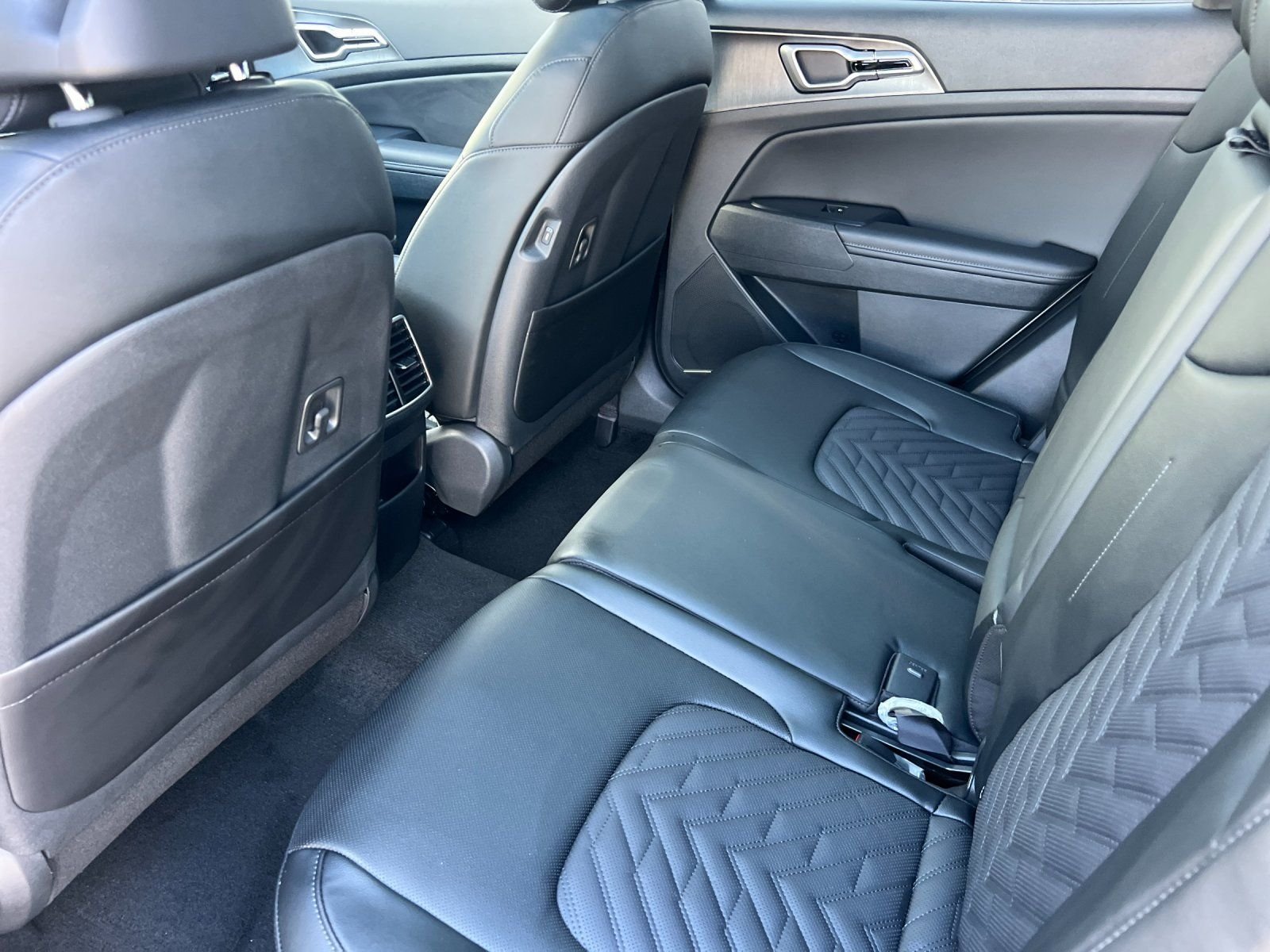 New 2026 Wolf Gray Kia X-Line image 12