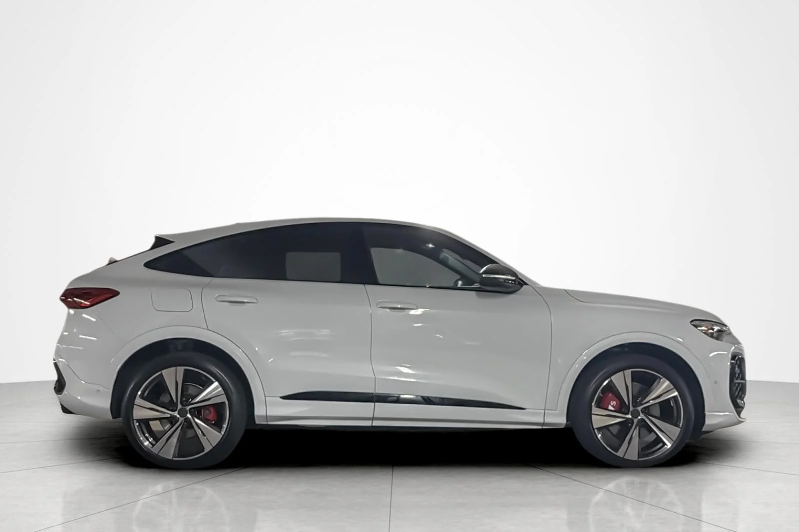 New 2026 Glacier White Metallic Audi Premium Plus 3.0 TFSI quattro image 7