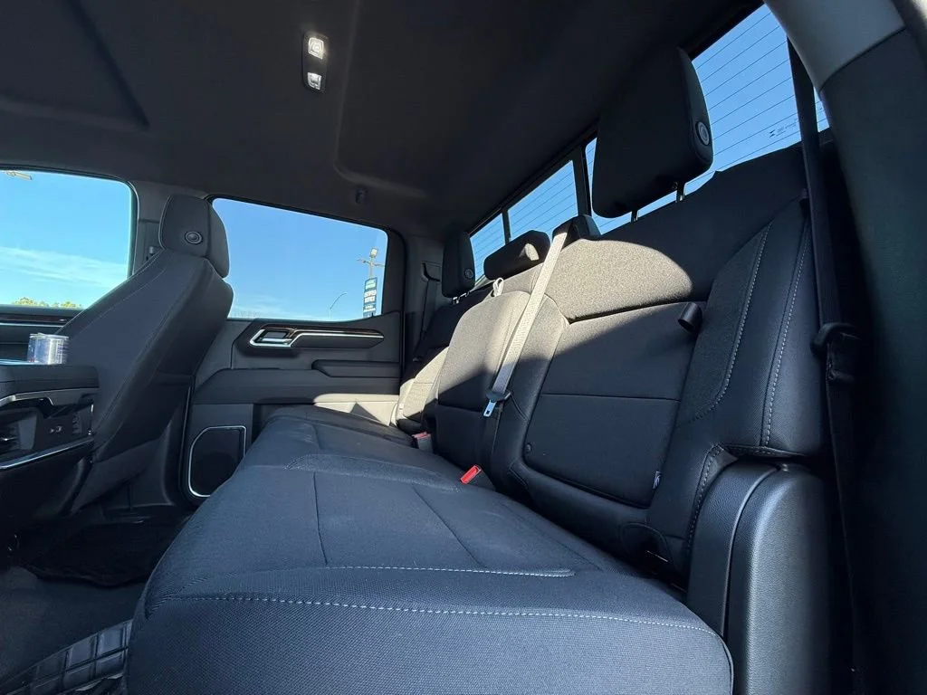 New 2026 Onyx Black GMC Elevation image 32