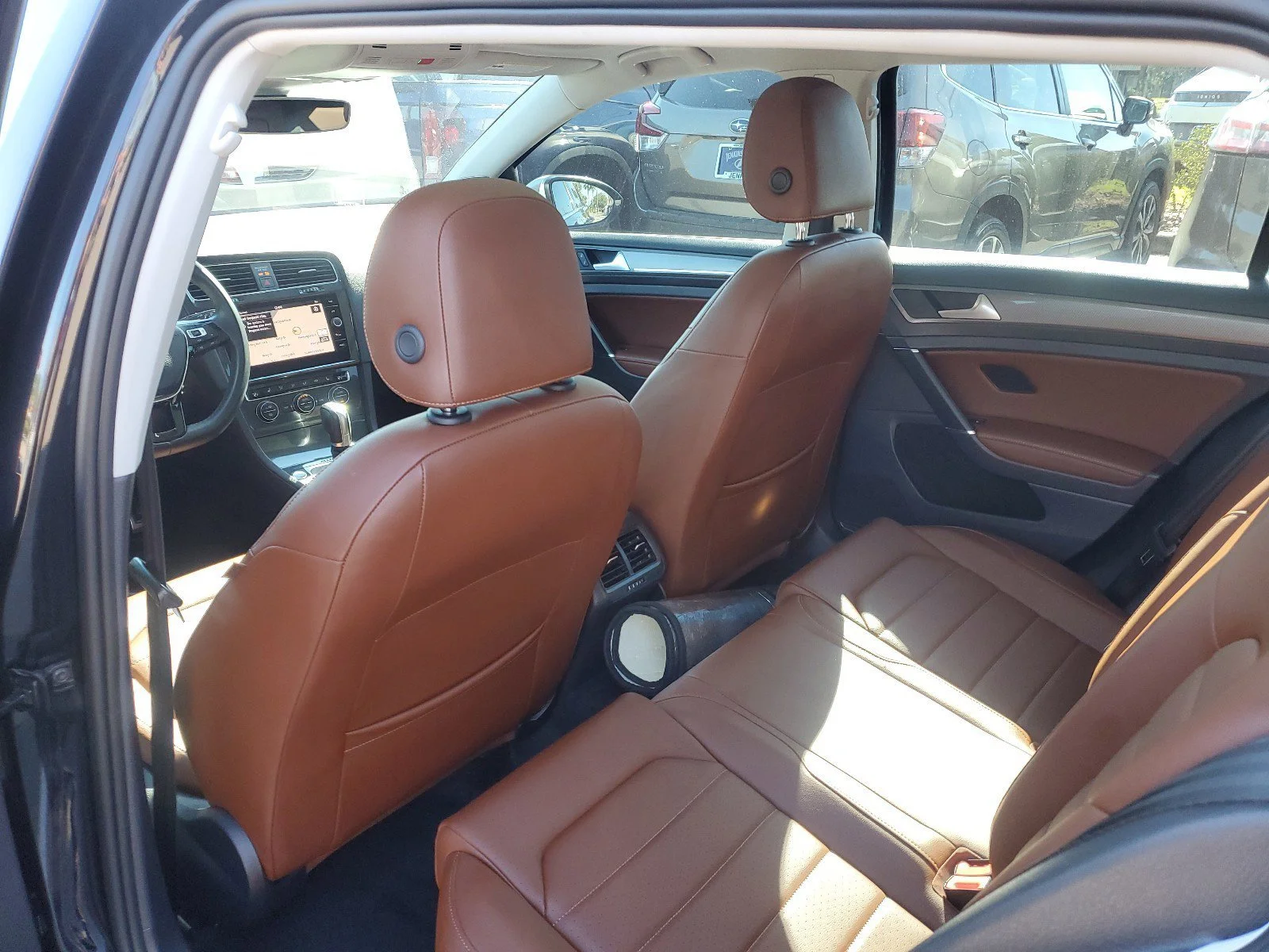 Used 2019  Volkswagen S image 26
