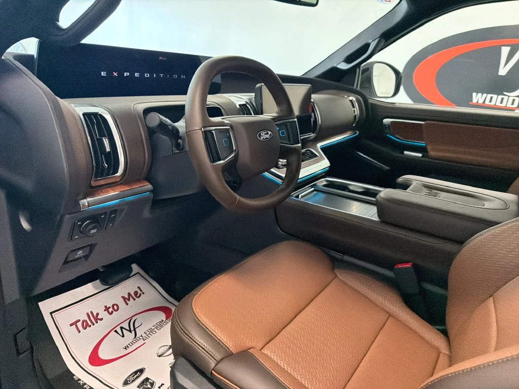 New 2027 White Ford King Ranch image 11