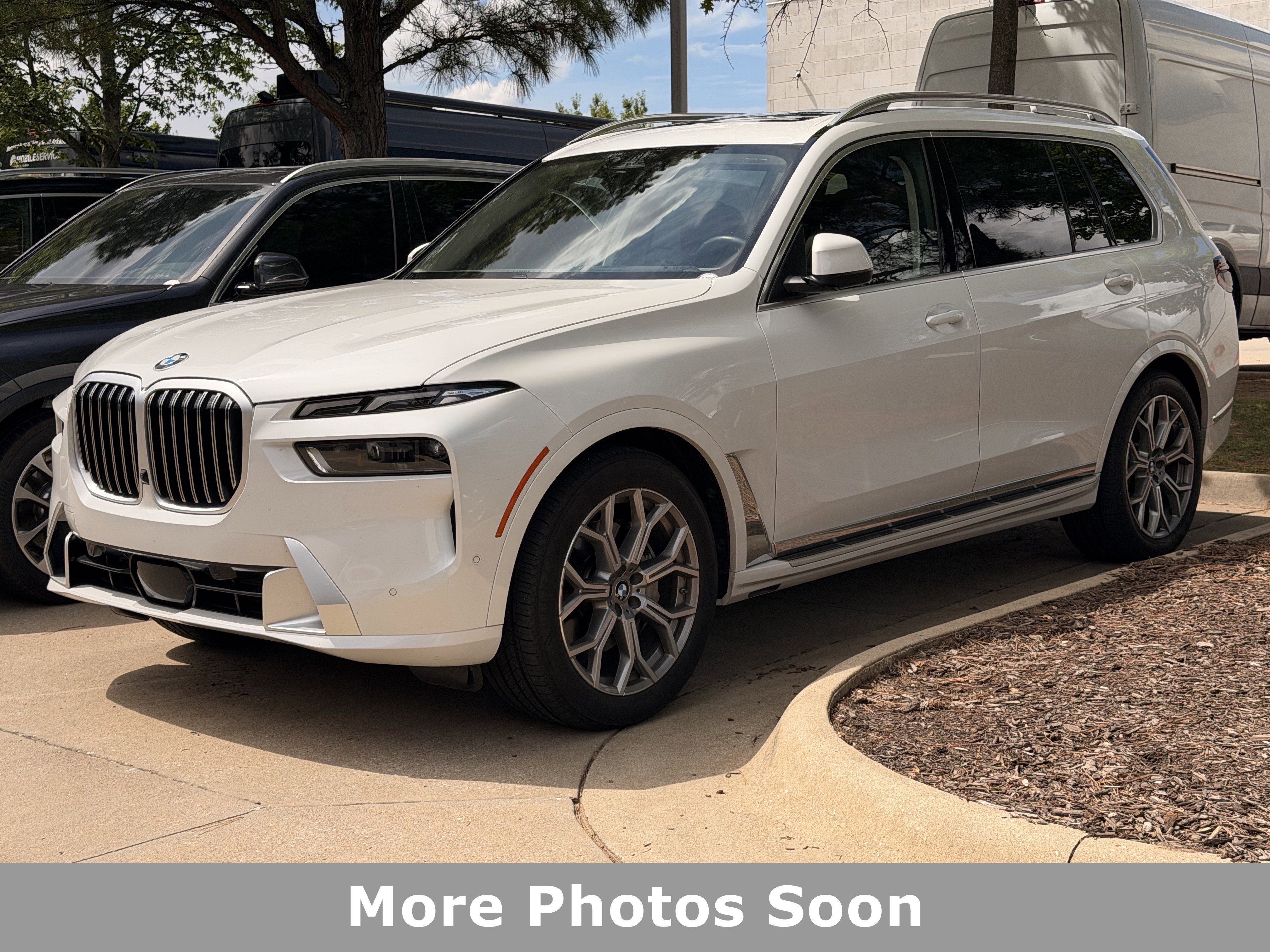 2024 BMW X7 xDrive40i's photo