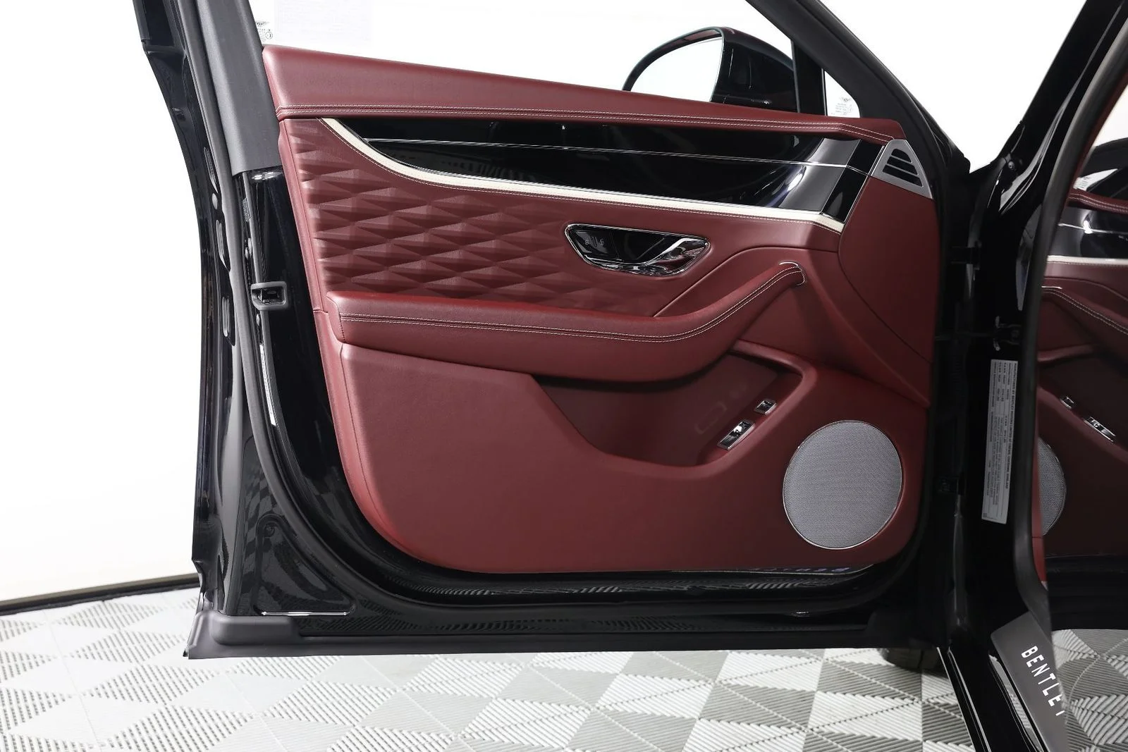 2024 Bentley Flying Spur Speed - Photo 21