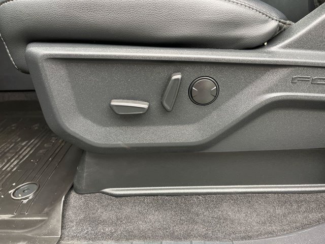 Used 2024 Avalanche Gray Ford XLT image 14