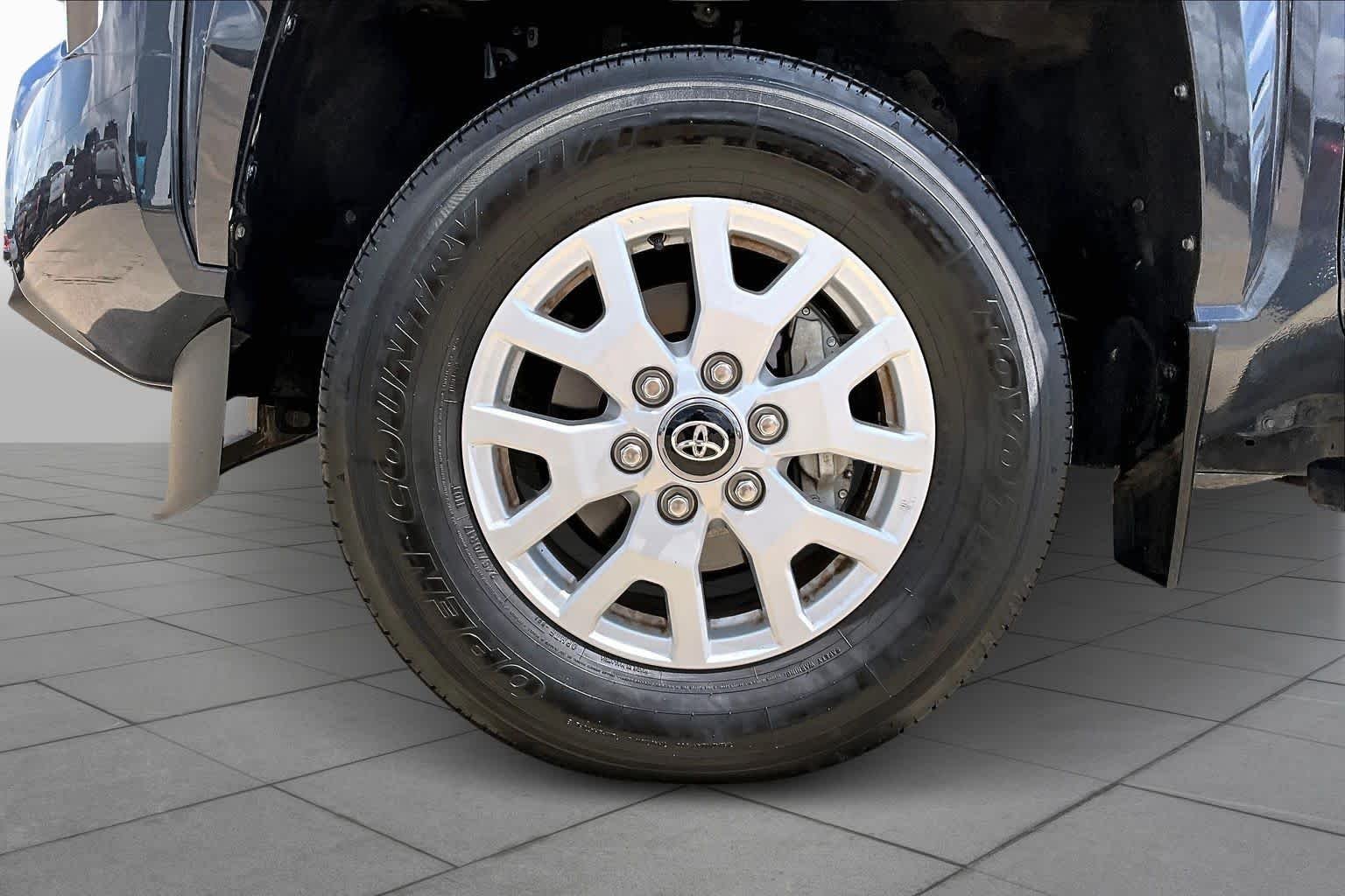 Used 2024 Underground Toyota SR5 image 20