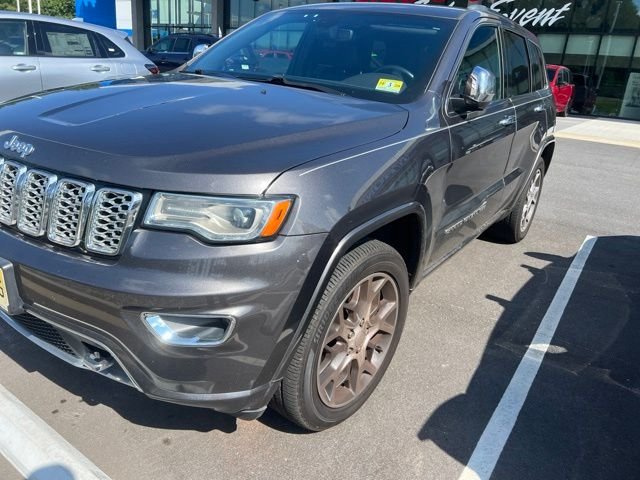 Used 2021 Crystal Metallic Jeep Overland image 2