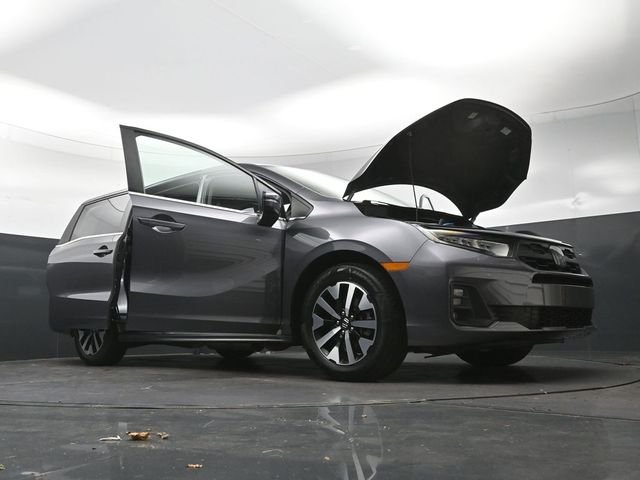 Certified Used 2025 Modern Steel Metallic Honda EX-L image 32