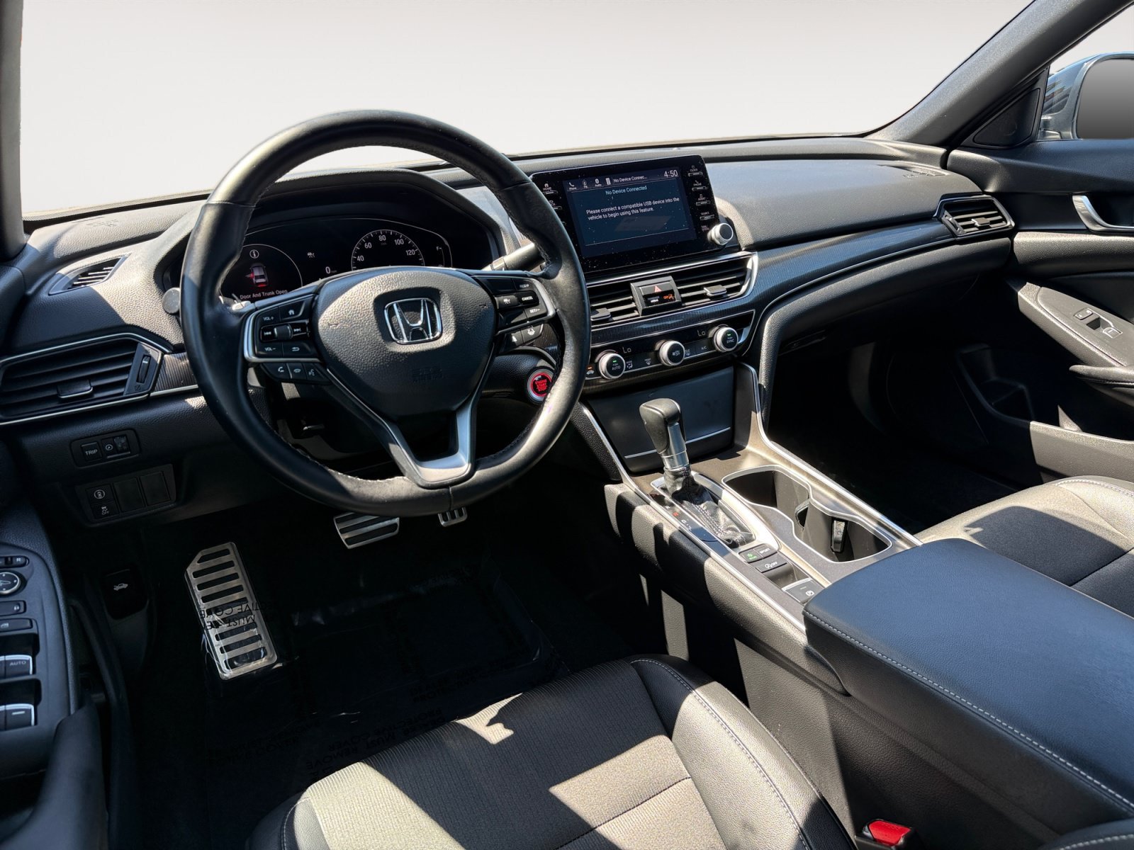 Used 2022 Lunar Silver Metallic Honda Sport image 15