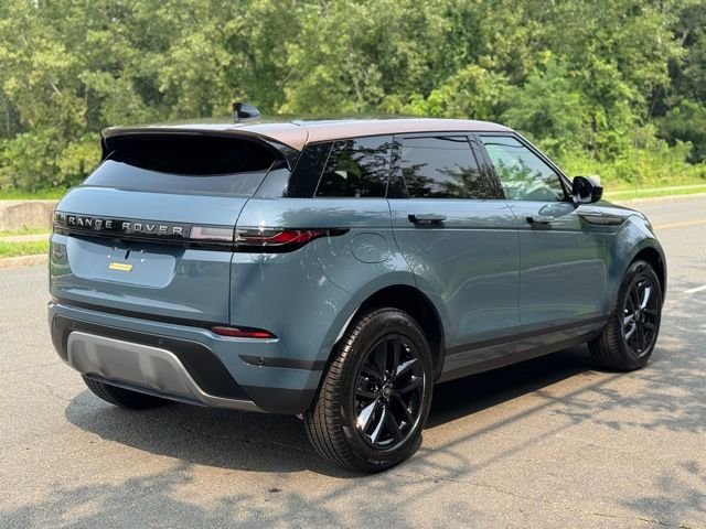 New 2026 Tribeca Blue Land Rover S image 5