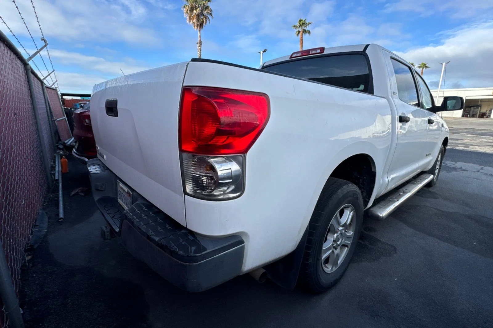 Used 2007 White Toyota SR5 image 5