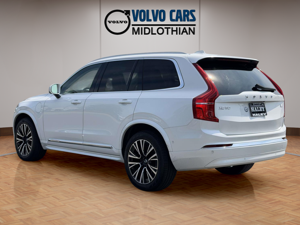Used 2024 White Volvo T8 Plus Bright Theme 7 Passenger image 21