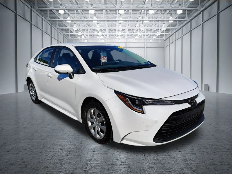 Used 2026 White Toyota LE image 3