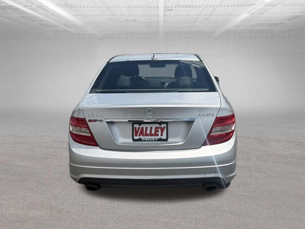 Used 2011 Silver Mercedes-Benz C 300 image 7