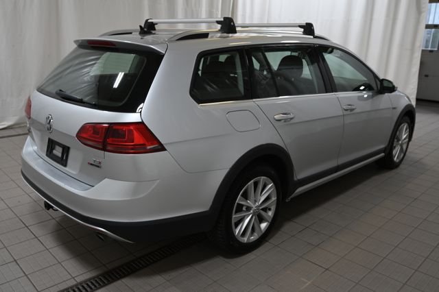Used 2017 Silver Volkswagen TSI S image 12