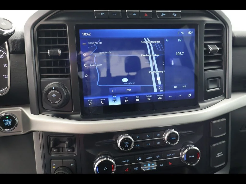 Used 2022 White Ford XLT image 17
