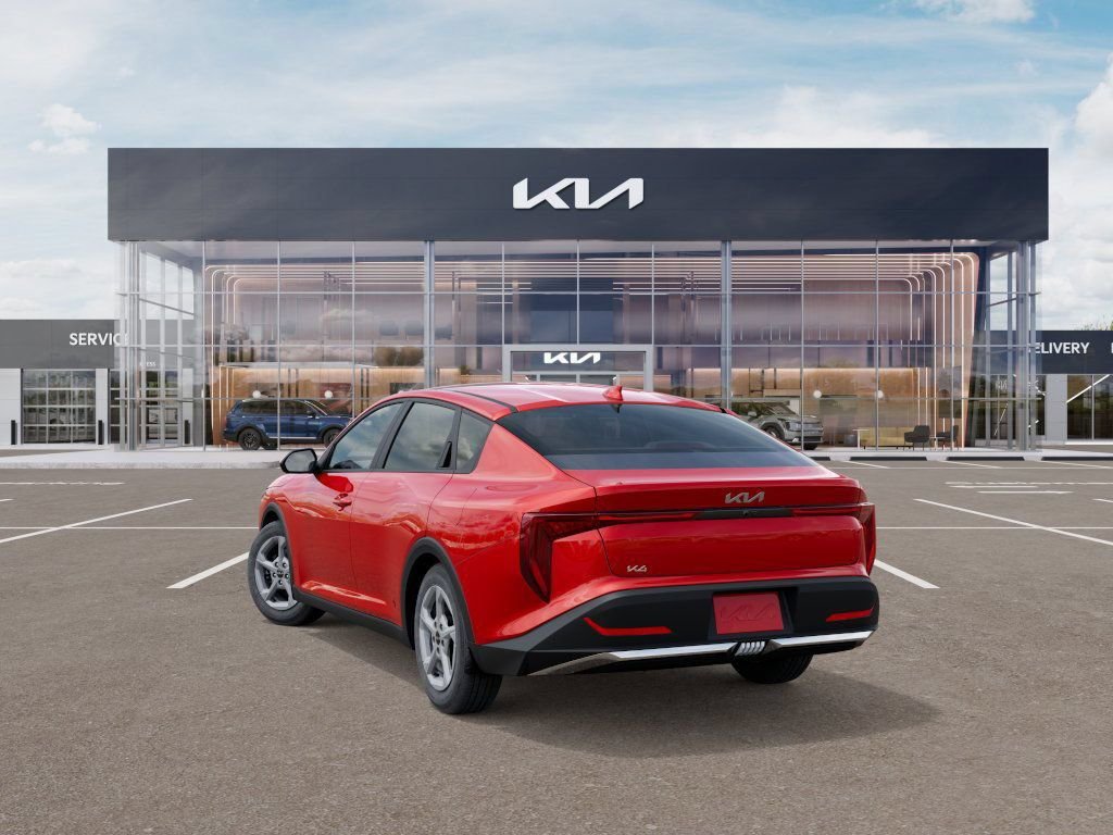 Used 2025 Red Kia LXS image 4