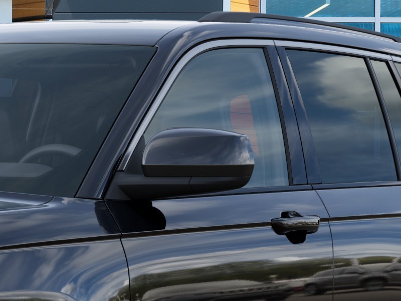 New 2027 High-Gloss Black Paint Jeep Laredo Altitude image 38