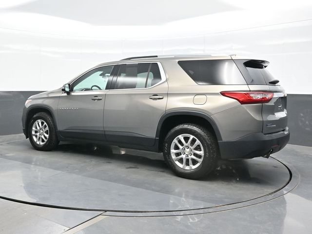 Used 2018 Gray Chevrolet LT image 3