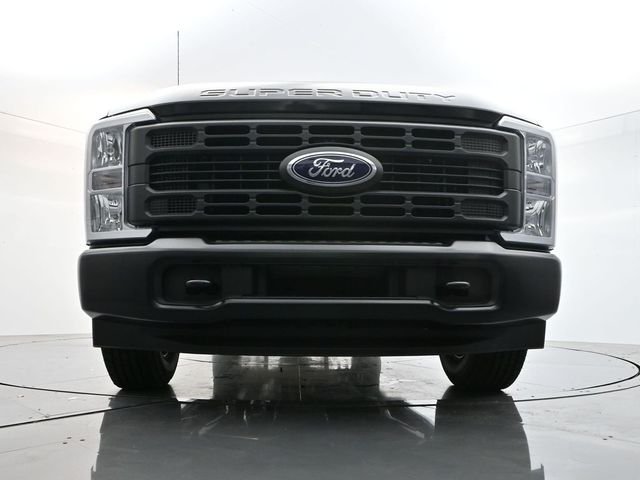 Used 2026 Black Ford XL image 27