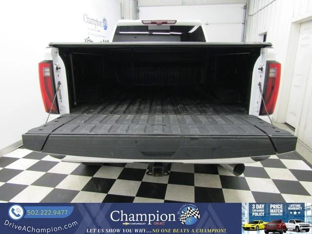 Used 2024 White Frost Tricoat GMC Denali image 24