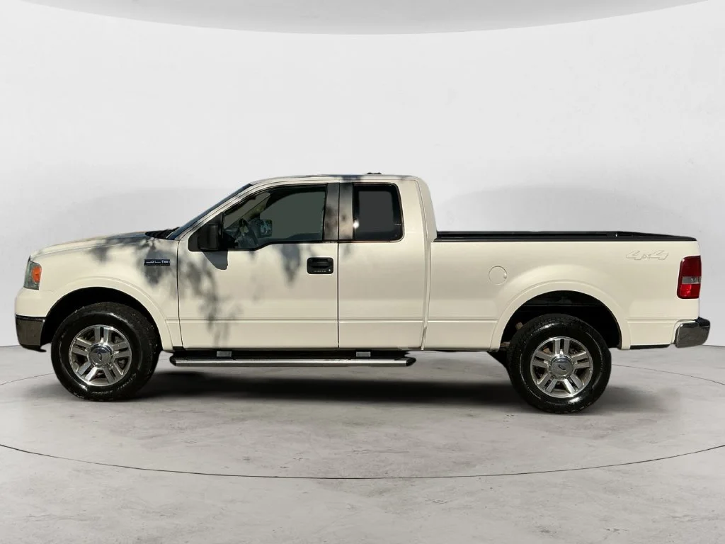 Used 2007 White Ford Lariat image 12