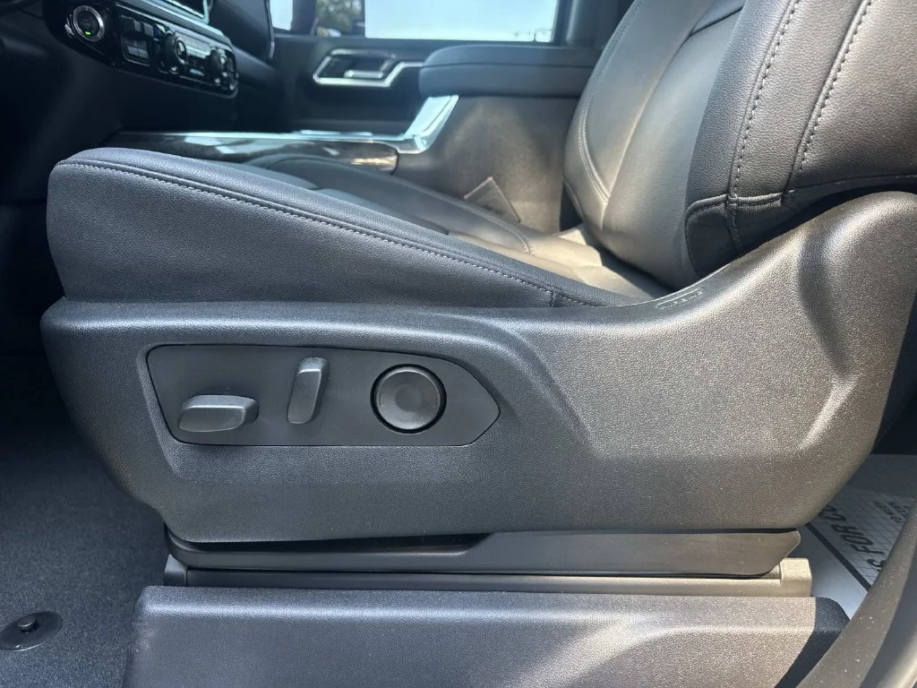 Used 2025 Black Chevrolet LTZ image 35
