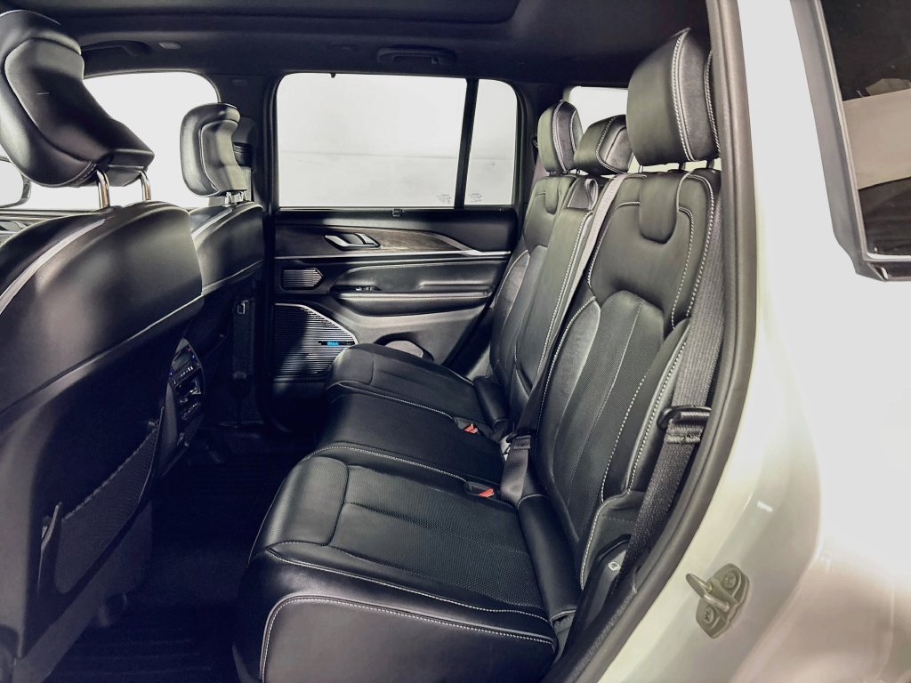 Used 2023 White Jeep Overland 4xe image 21