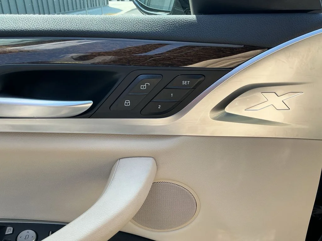 Used 2022 Gray BMW M40i image 27