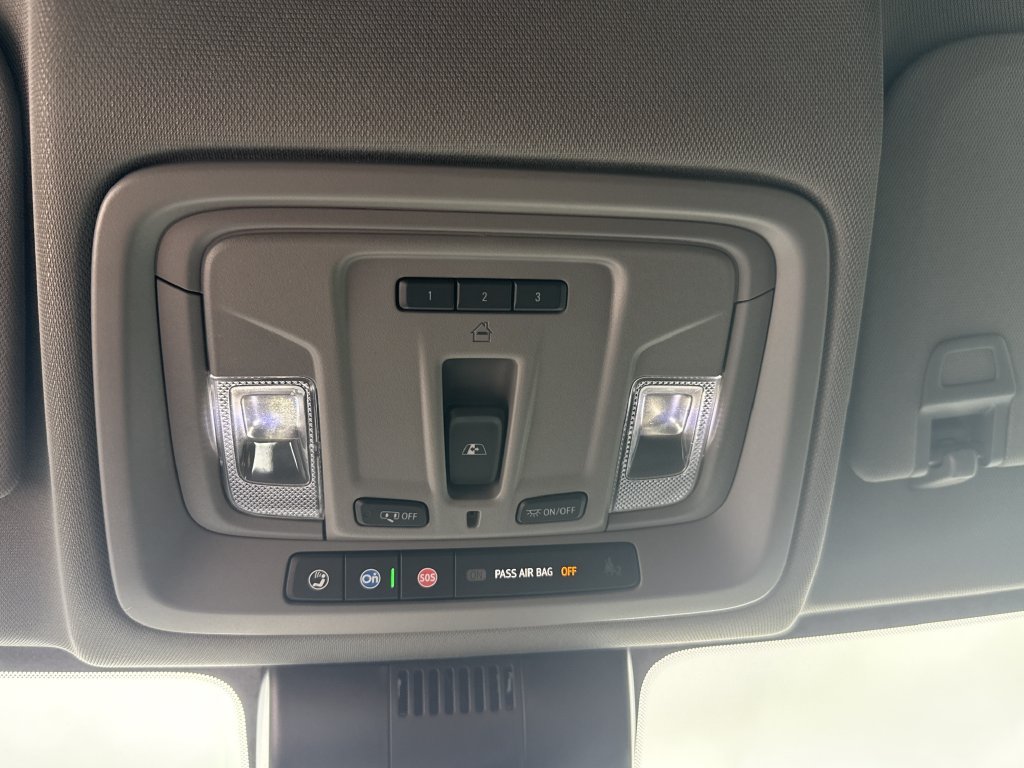 2024 GMC Sierra 1500 SLT - Photo 28