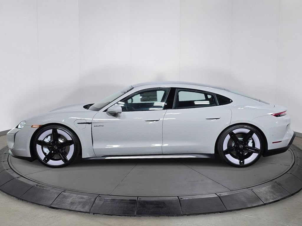 New 2026 Chalk Porsche Turbo image 2
