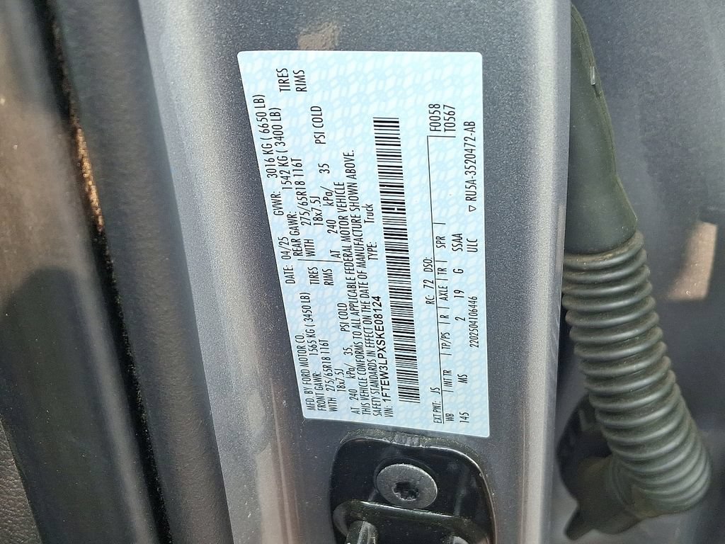 Used 2025 Silver Ford XLT image 27