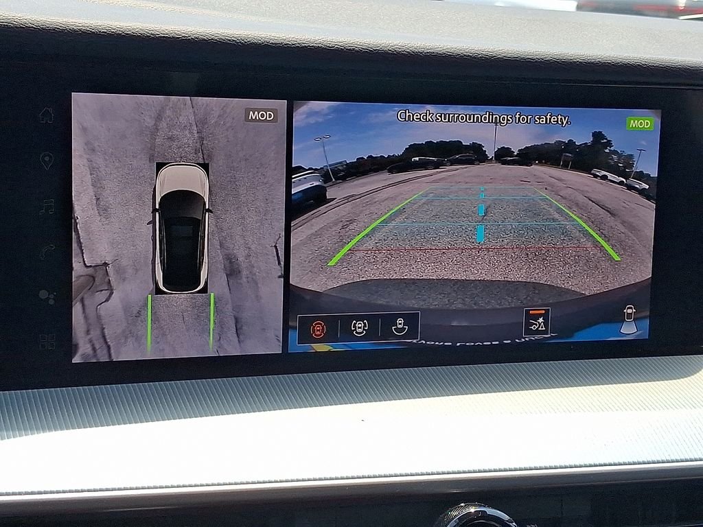 New 2026 White Nissan SL image 15