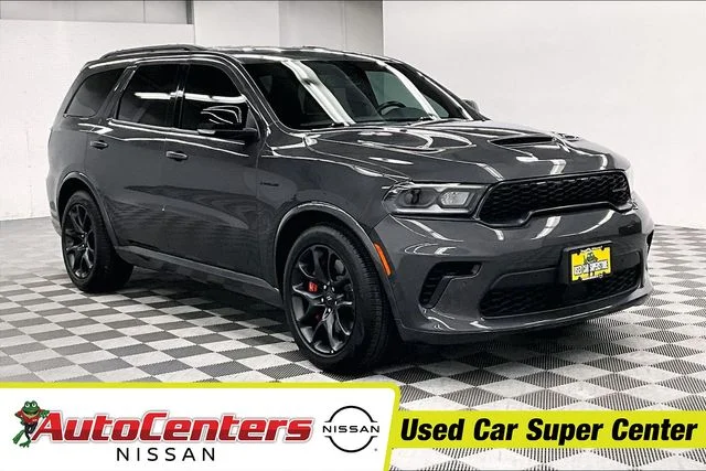 Used 2024 Vapor Gray Dodge R/T Premium image 1