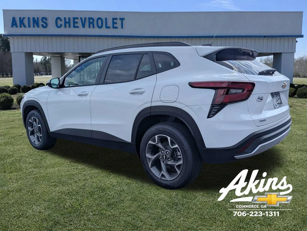 New 2026 Summit White Chevrolet LT image 7