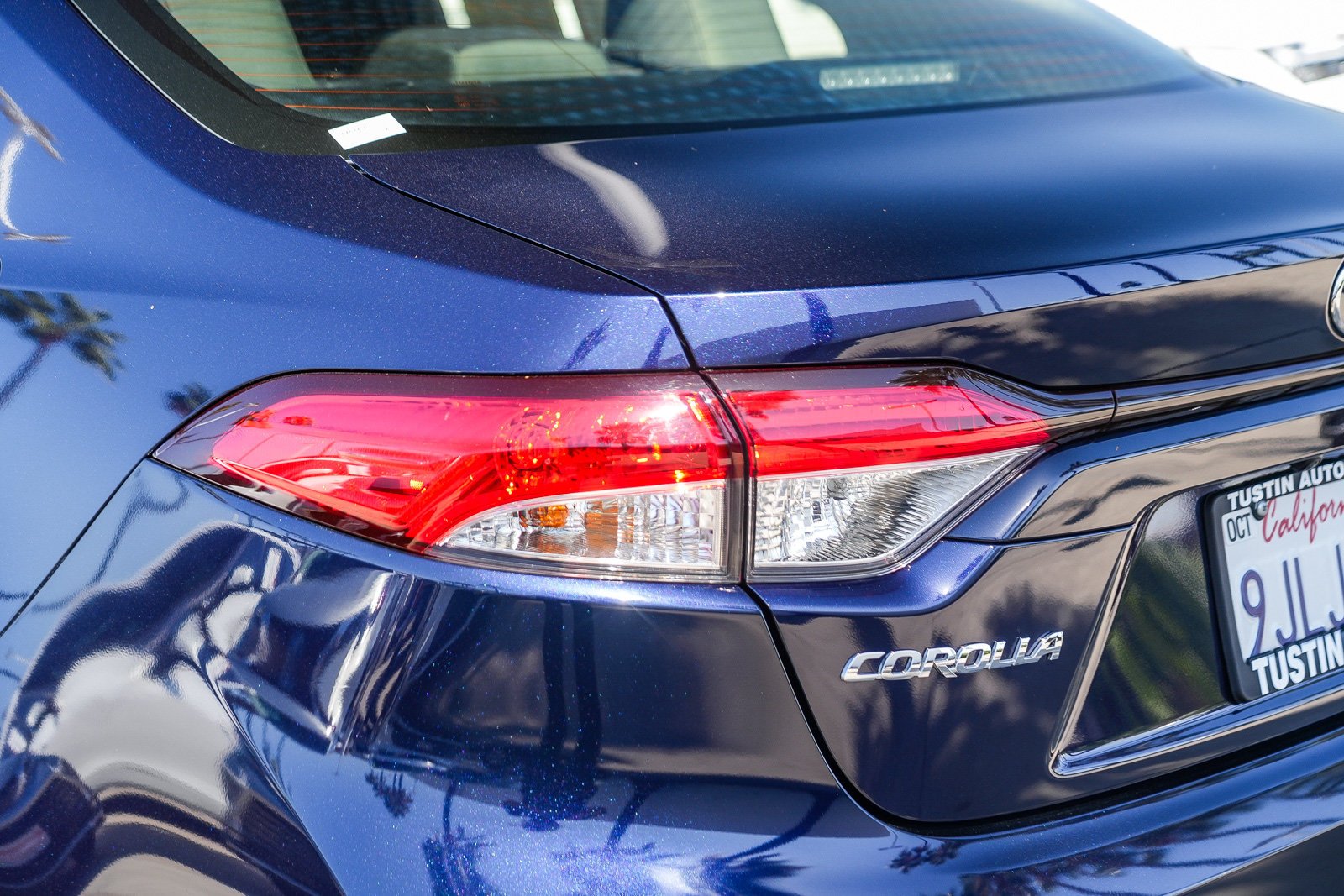 Used 2024  Toyota LE image 9