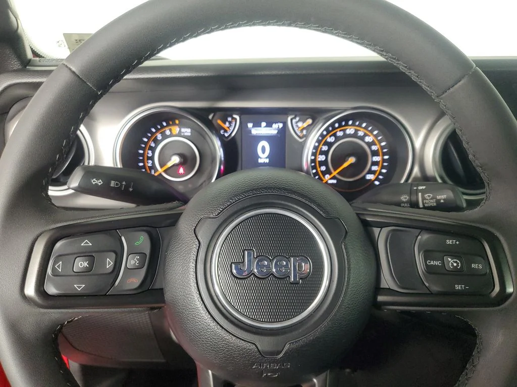 Used 2023 Red Jeep Sport S image 24