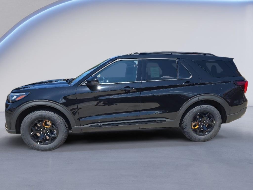 New 2026 Agate Black Metallic Ford Tremor® image 8