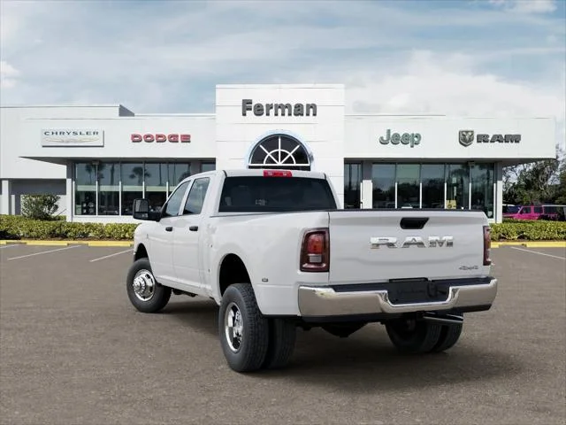 New 2026 Bright White Clear-Coat Exterior Paint RAM Tradesman image 30