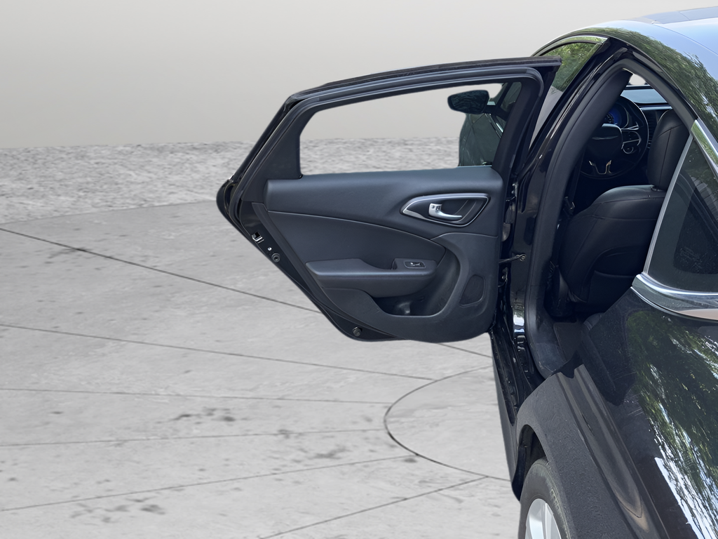 Used 2017 Black Chrysler Limited image 29