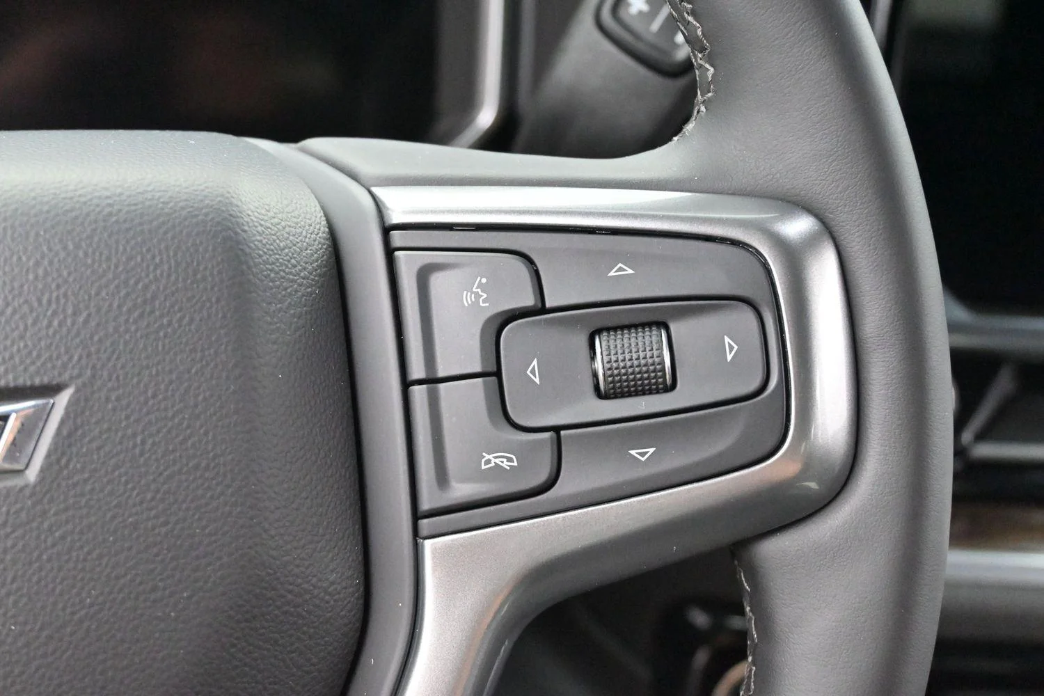Used 2026 Black Chevrolet LT image 18
