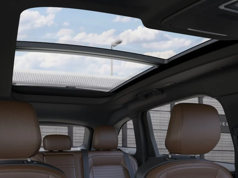 New 2026 Whisper Blue Metallic Clearcoat Lincoln Reserve image 22