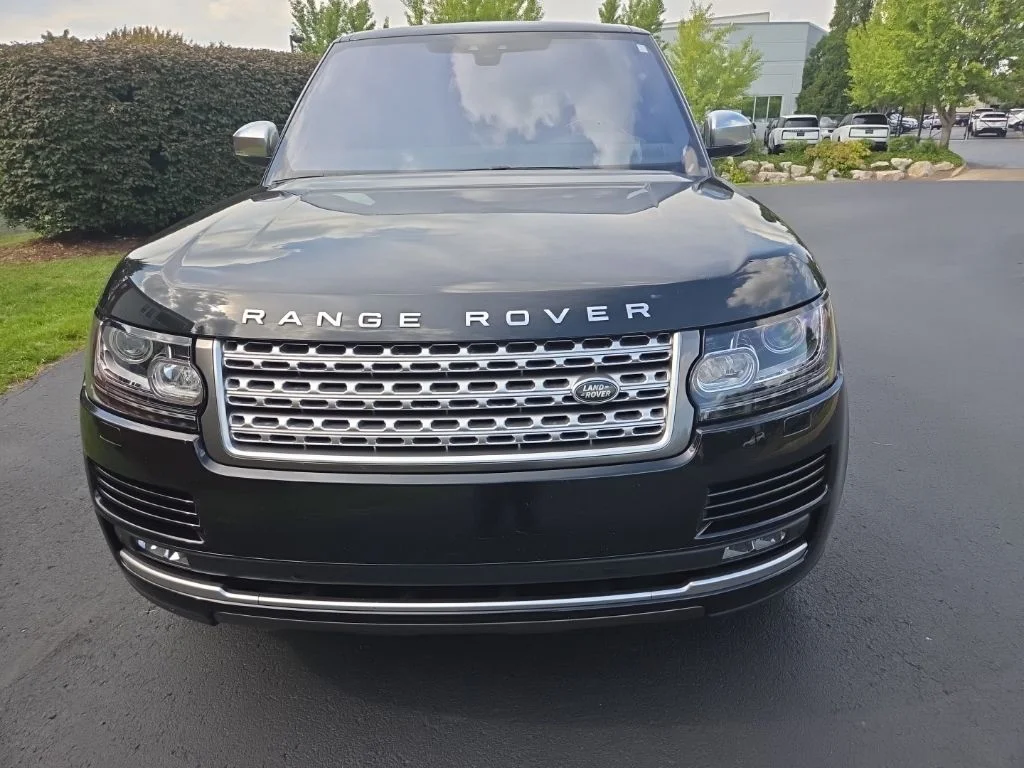 Used 2017 Black Land Rover 5.0L V8 Supercharged image 8